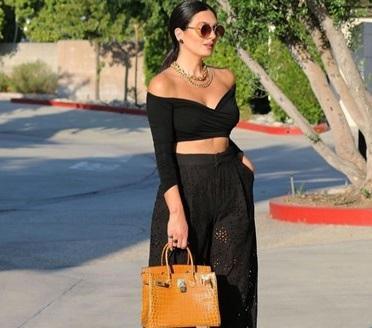 How to Look Stylish in Every Outfit - TheFashionwiz