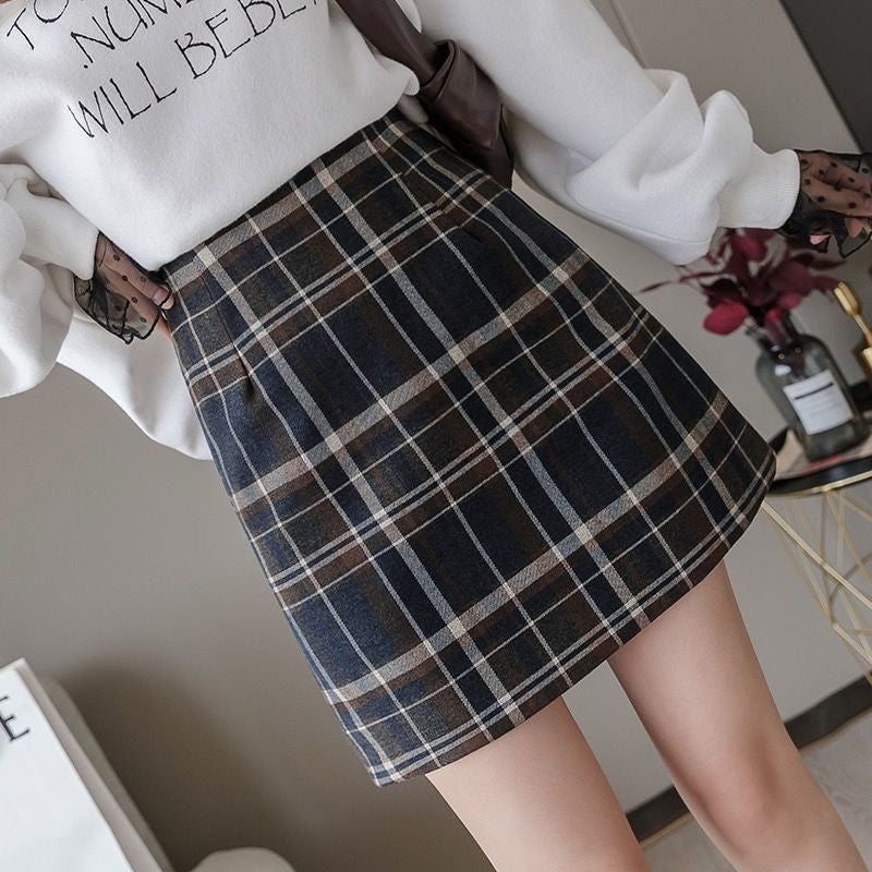 Women' s Mini Woolen Short Skirt