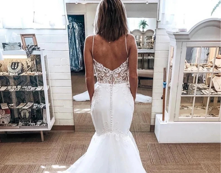 Classic V-neck Spaghetti Straps Mermaid Wedding Dress