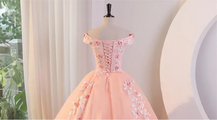 Luxury Lace Sweet Flower Quinceanera Dress