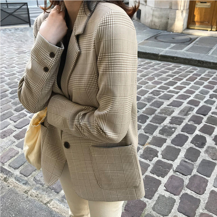 Retro plaid blazer