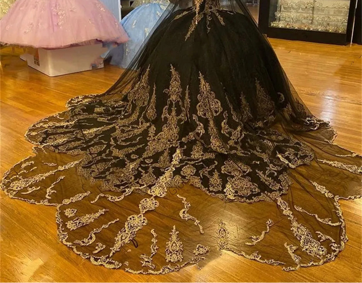 Sparkly Applique Beaded Lace-up Quinceanera Dress with Cape