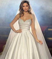 Elegant luxury sweetheart crystal beaded   A Line wedding dress