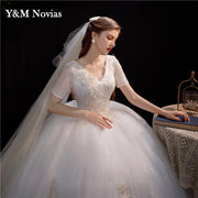 New Fashion V-neck Wedding Dress Vestidos De Novia Ivory Bride Gowns Dream Princess Simple Short Sleeve Lace Appliques