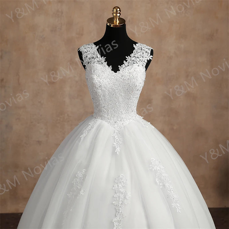 Real video Ball Gown Princess V Neck Wedding Dresses Sleeveless Sweetheart Lace Appliqus Bead Wedding Dresses For Women 2024