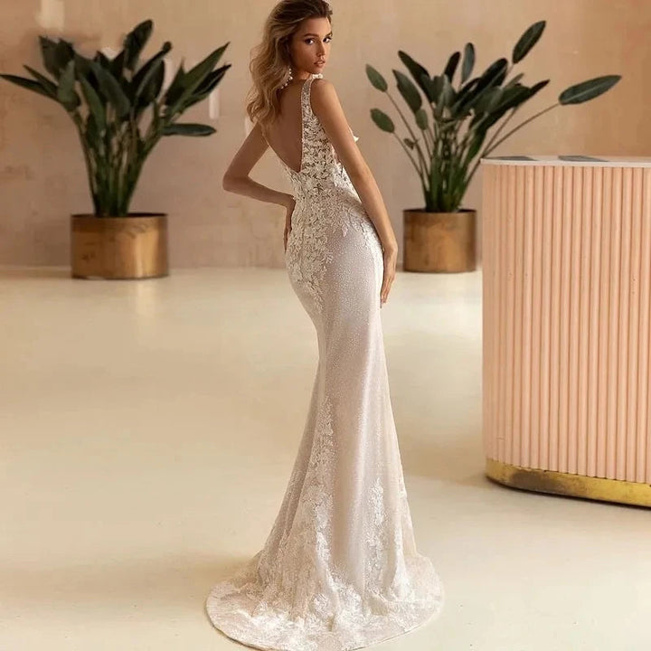 Charming Lace Embroidered Mermaid Wedding Dress