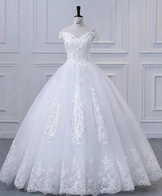 Luxury Lace Ball Gown Quinceanera Dress