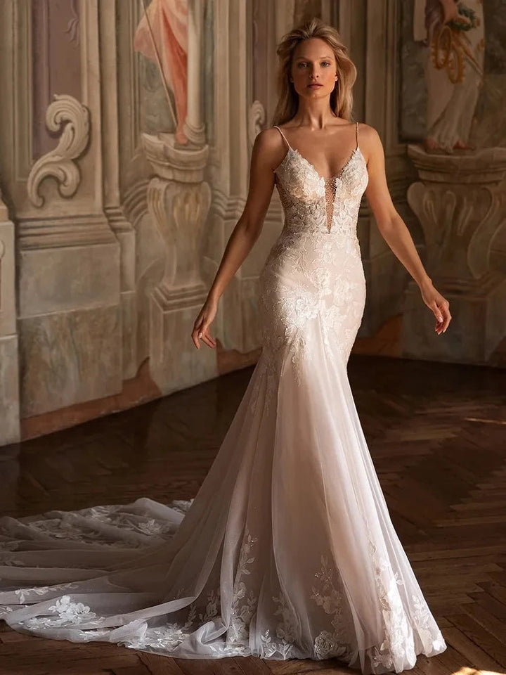 V-Neck Backless Lace Appliques Mermaid Wedding Dress