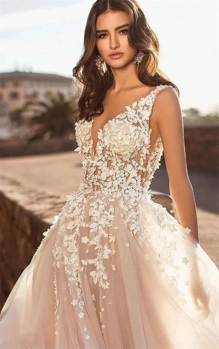 Graceful V Neck Beach Romantic Wedding Wedding Dresses Backless 3D Floral Appliqued Lace Bridal Gowns Tulle vestido de novia