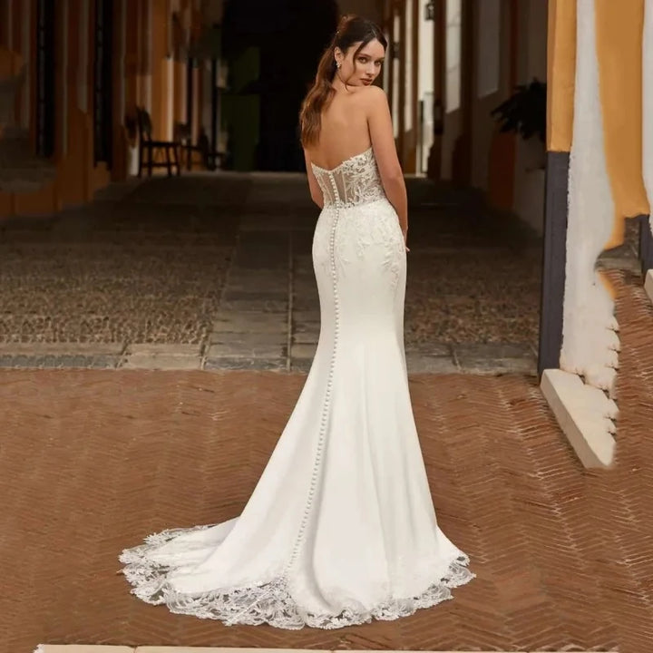 Detachable Train Lace Applique Sleeveless Mermaid Wedding Dress