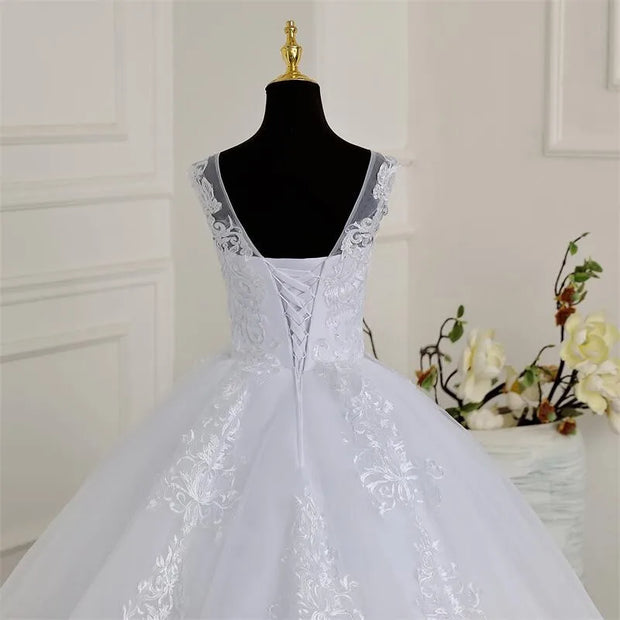 Classic Lace Sleeveless A-line Wedding Dress