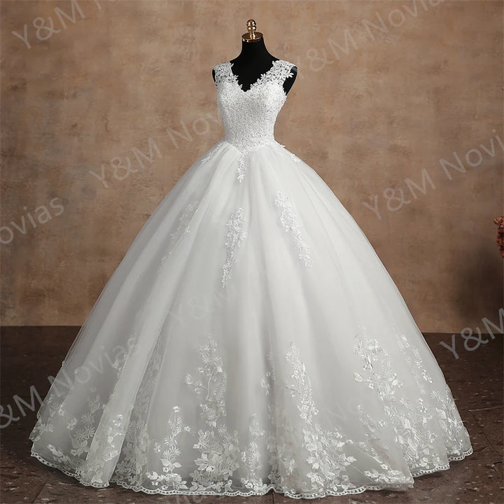 Real video Ball Gown Princess V Neck Wedding Dresses Sleeveless Sweetheart Lace Appliqus Bead Wedding Dresses For Women 2024