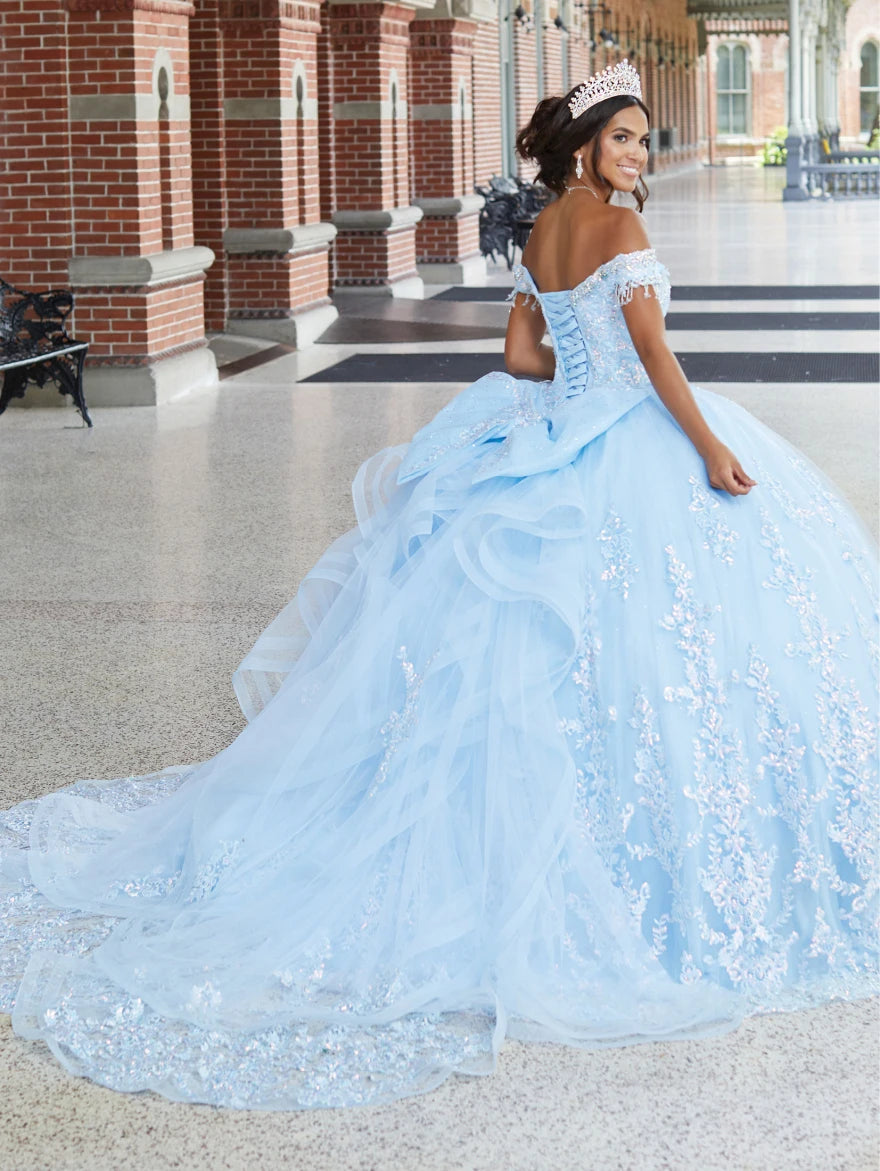 Sweetheart Appliques Lace Ball Gown Quinceanera Dress