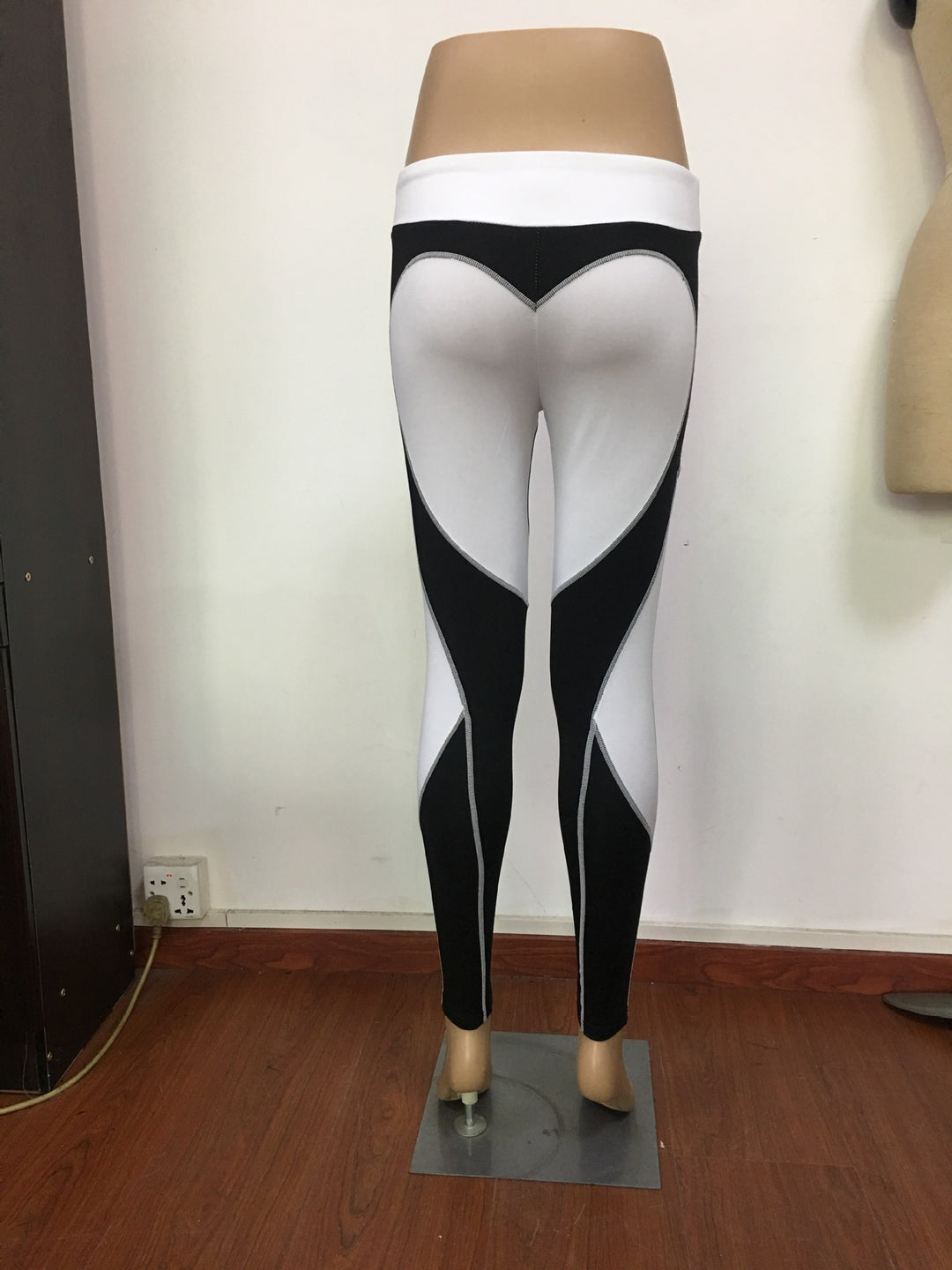 Peach Hips Love Sports Fitness Leggings