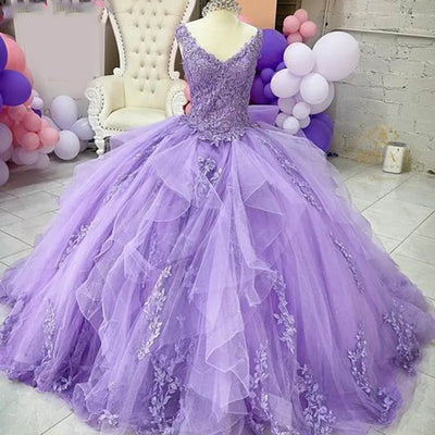 Lavender V-Neck Ball Gown Quinceanera Dress